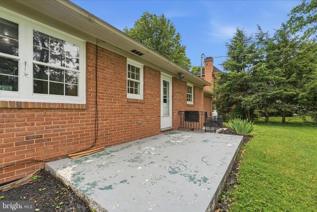 13028 WOODBURN DR, Hagerstown, MD 21742