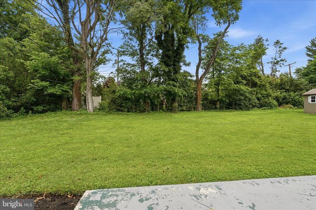 13028 WOODBURN DR, Hagerstown, MD 21742