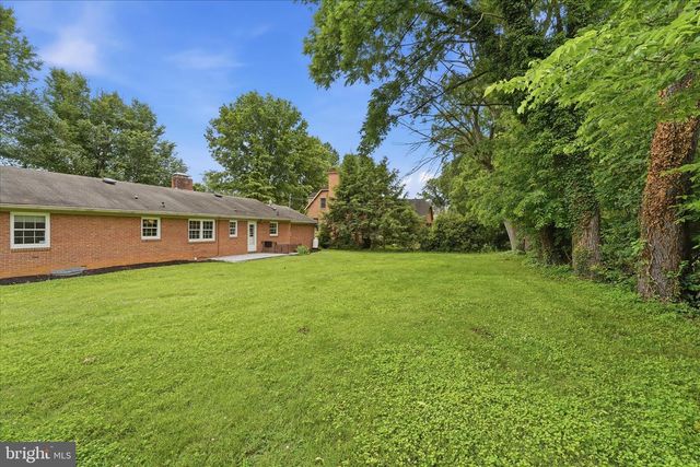 13028 WOODBURN DR, Hagerstown, MD 21742
