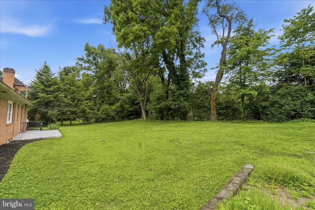 13028 WOODBURN DR, Hagerstown, MD 21742