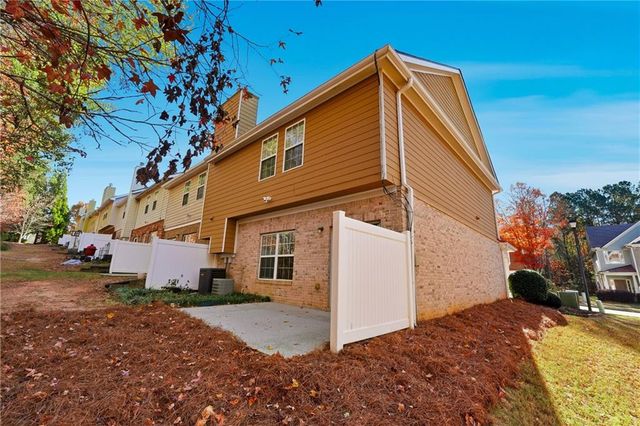 384 Creek Manor Way, Suwanee, GA 30024