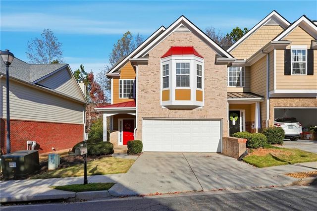 384 Creek Manor Way, Suwanee, GA 30024