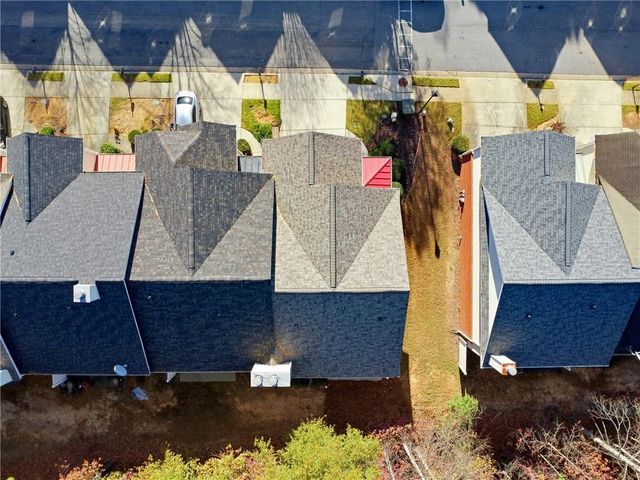 384 Creek Manor Way, Suwanee, GA 30024