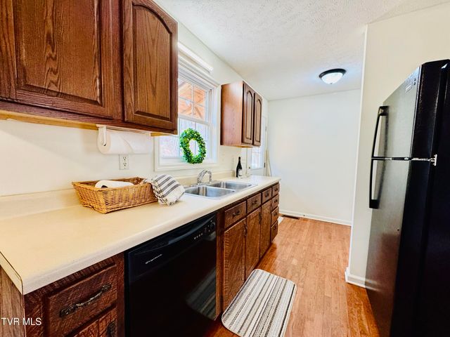 474 Long Hollow Road, Elizabethton, TN 37643