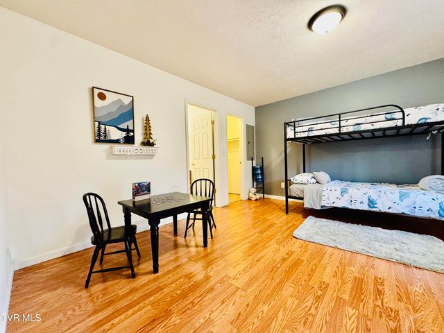 474 Long Hollow Road, Elizabethton, TN 37643