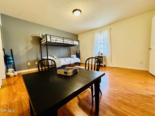 474 Long Hollow Road, Elizabethton, TN 37643