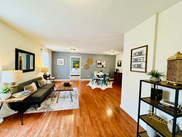 474 Long Hollow Road, Elizabethton, TN 37643