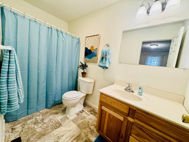 474 Long Hollow Road, Elizabethton, TN 37643