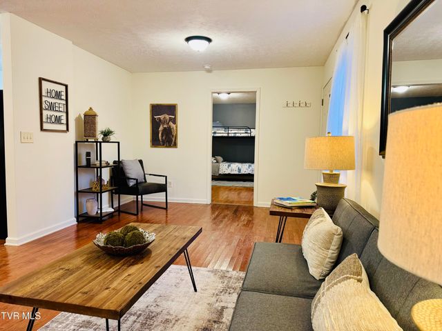 474 Long Hollow Road, Elizabethton, TN 37643