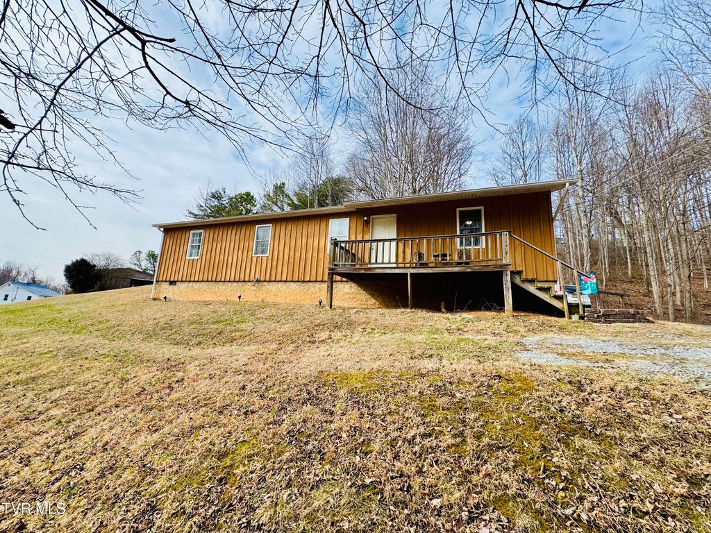 474 Long Hollow Road, Elizabethton, TN 37643