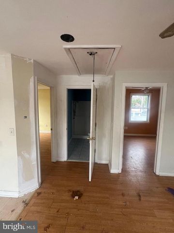 7487 GITHENS AVE, Pennsauken, NJ 08109