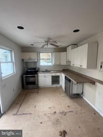 7487 GITHENS AVE, Pennsauken, NJ 08109