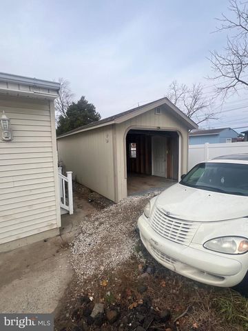 7487 GITHENS AVE, Pennsauken, NJ 08109