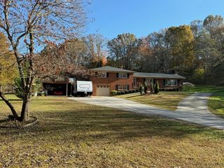 22 Orange Lane, Mccaysville, GA 30555
