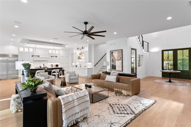 3007 S WEST SHORE BOULEVARD, Tampa, FL 33629