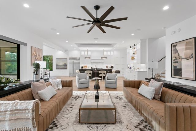 3007 S WEST SHORE BOULEVARD, Tampa, FL 33629