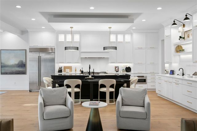 3007 S WEST SHORE BOULEVARD, Tampa, FL 33629