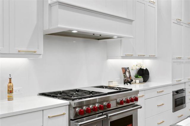 3007 S WEST SHORE BOULEVARD, Tampa, FL 33629