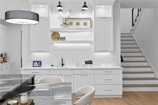 3007 S WEST SHORE BOULEVARD, Tampa, FL 33629