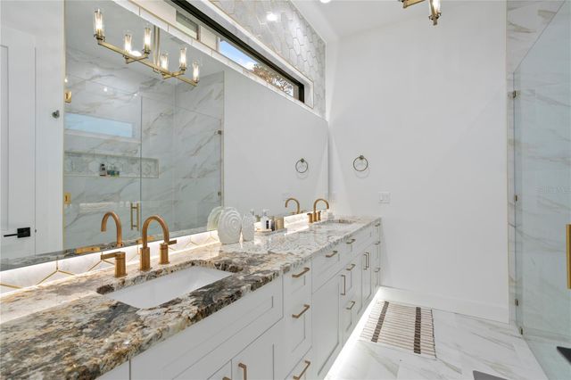 3007 S WEST SHORE BOULEVARD, Tampa, FL 33629