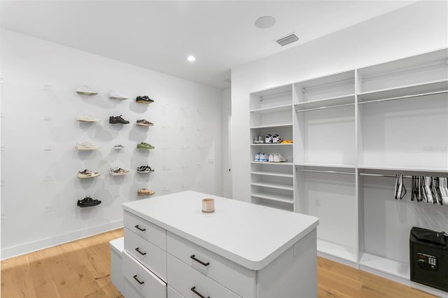 3007 S WEST SHORE BOULEVARD, Tampa, FL 33629