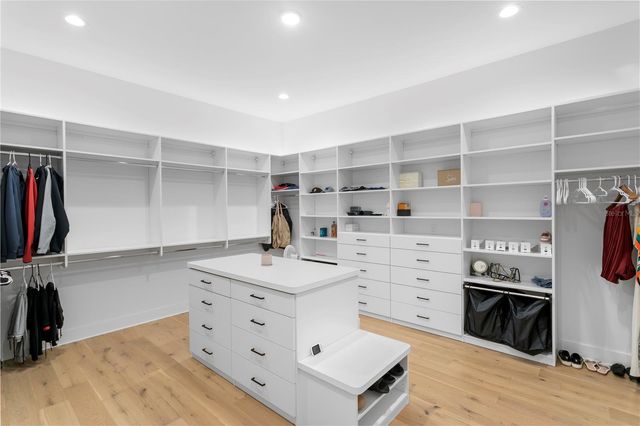 3007 S WEST SHORE BOULEVARD, Tampa, FL 33629