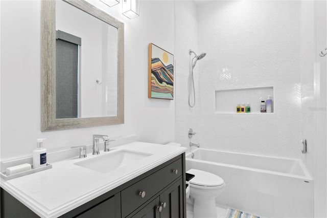 3007 S WEST SHORE BOULEVARD, Tampa, FL 33629