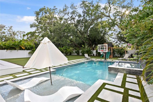 3007 S WEST SHORE BOULEVARD, Tampa, FL 33629