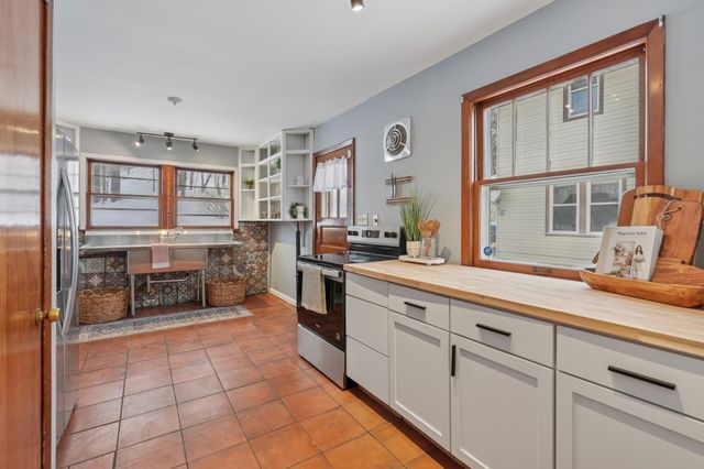 1218 Central Avenue, Red Wing, MN 55066