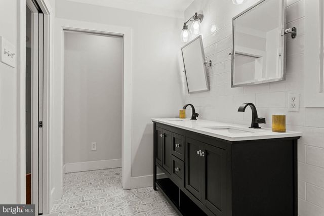 209 MARPLE RD, Haverford, PA 19041