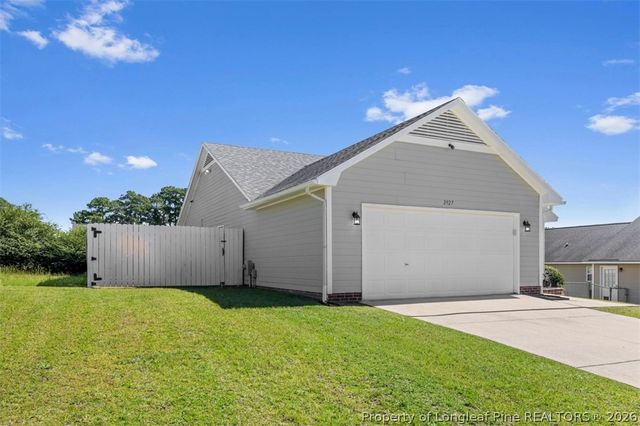 2927 Kingfisher Drive, Fayetteville, NC 28306