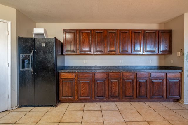 1200 McMillan Drive, Cedar Hill, TX 75104