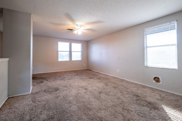 1200 McMillan Drive, Cedar Hill, TX 75104