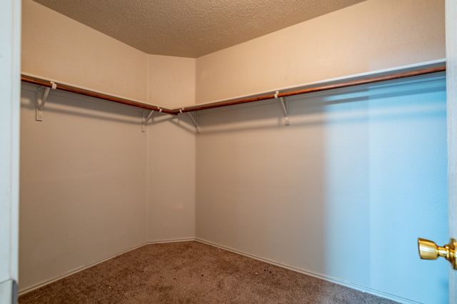 1200 McMillan Drive, Cedar Hill, TX 75104