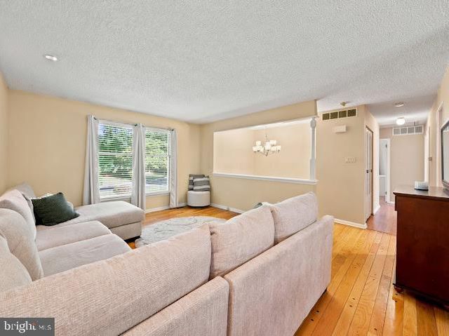 26 WHEATSHEAF RD, Shamong, NJ 08088