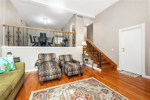 6201 Shoup 75, Woodland Hills, CA 91367