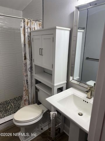 126 E EAST END Road, San Mateo, FL 32187