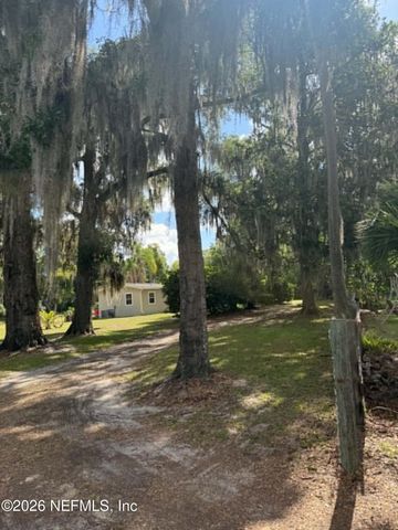126 E EAST END Road, San Mateo, FL 32187
