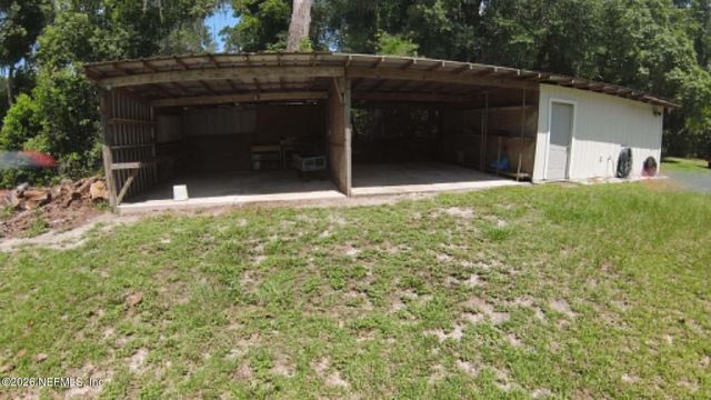 126 E EAST END Road, San Mateo, FL 32187