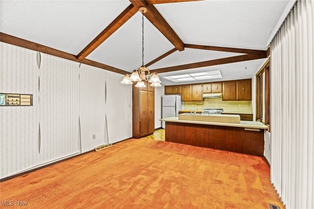 6151 Chermont Street NW, Canton, OH 44718