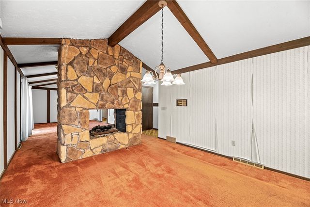 6151 Chermont Street NW, Canton, OH 44718