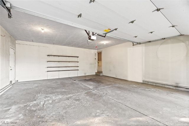 6151 Chermont Street NW, Canton, OH 44718