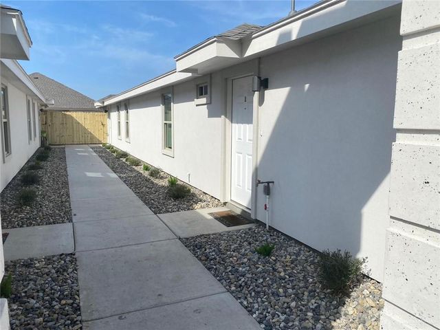 1413 Alta Vista Avenue 4, Weslaco, TX 78596