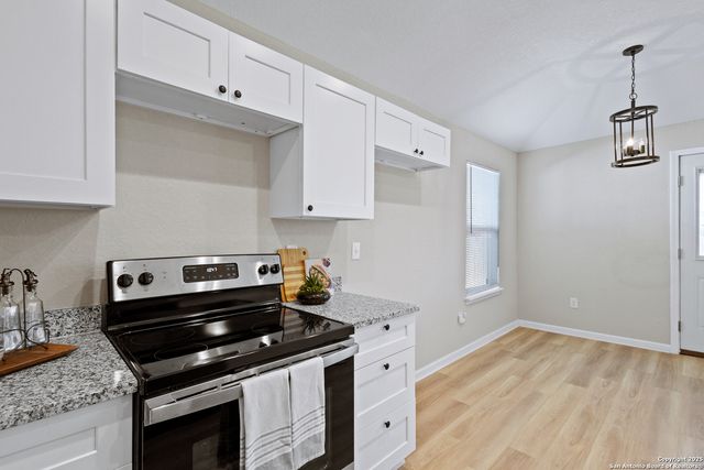 611 Whiting, San Antonio, TX 78210