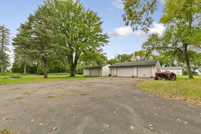 44650 State Highway 19, Gaylord, MN 55334