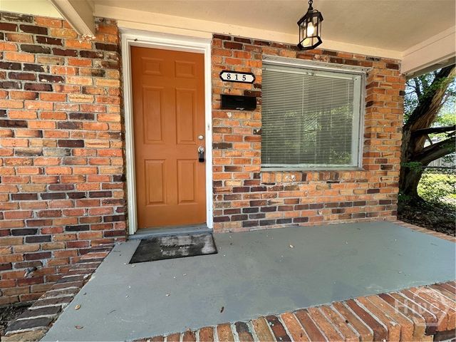 815 E Waldburg Street, Savannah, GA 31401