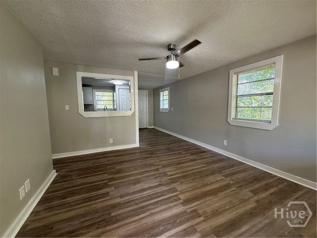 815 E Waldburg Street, Savannah, GA 31401