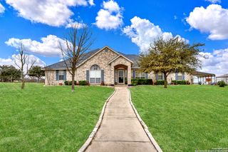 1120 COUNTRY VIEW DR, La Vernia, TX 78121