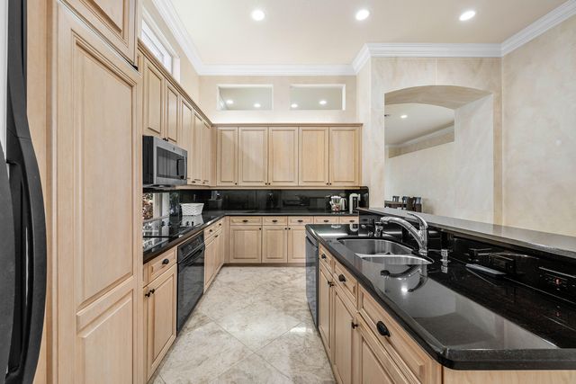 7917 Villa D Este Way, Delray Beach, FL 33446
