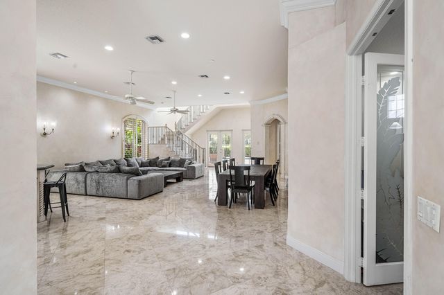 7917 Villa D Este Way, Delray Beach, FL 33446